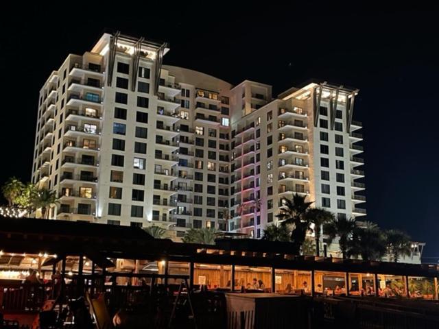 Life's A In Cozy In The Origin At Seahaven *